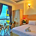 Hanz 868 Saigon Hotel